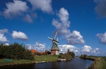 Molinos gemelos en Greetsiel